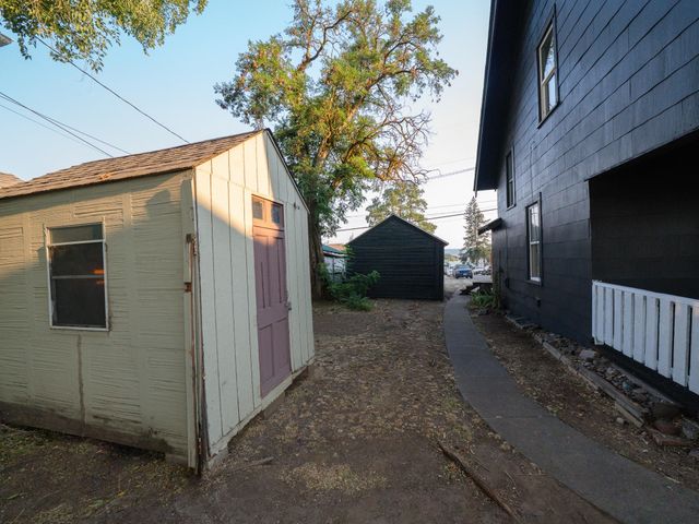 1512 E Dalton Ave, Spokane, WA 99207