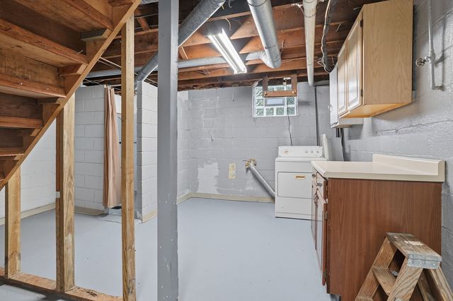 1105 Gary AVENUE, Clairton, PA 15025