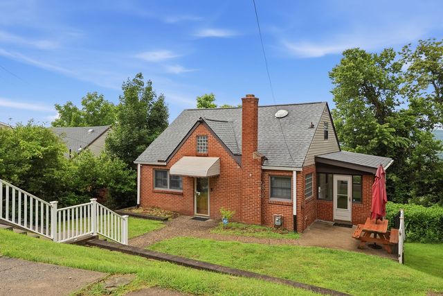 1105 Gary AVENUE, Clairton, PA 15025