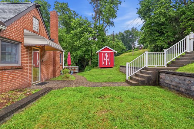 1105 Gary AVENUE, Clairton, PA 15025