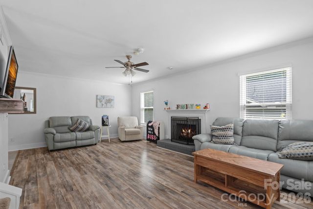 16214 Amber Field Drive, Huntersville, NC 28078