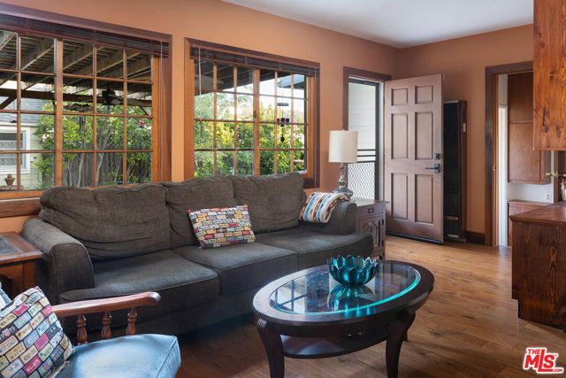3504 Downing Avenue, Glendale, CA 91208