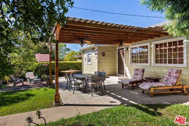 3504 Downing Avenue, Glendale, CA 91208