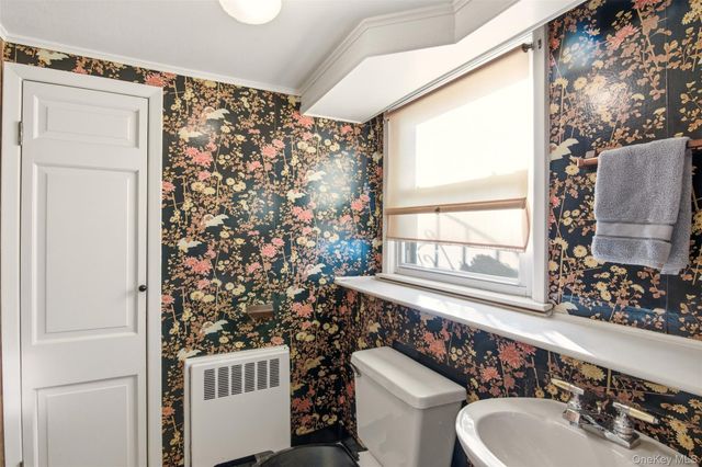 2393 Maple Avenue, Seaford, NY 11783