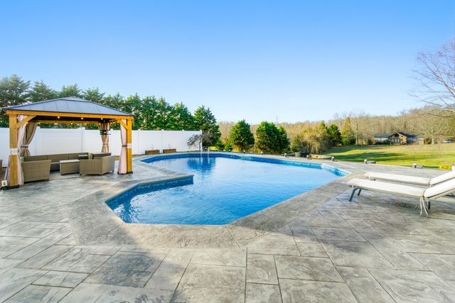 685 Co Rd 267, Bryant, AL 35958