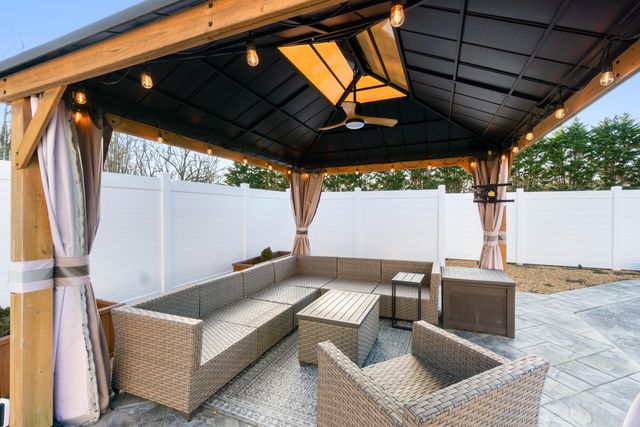 685 Co Rd 267, Bryant, AL 35958