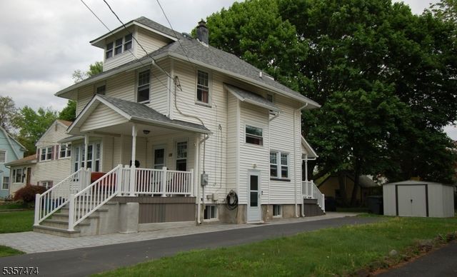 118 Golf Ave E, South Plainfield Boro, NJ 07080