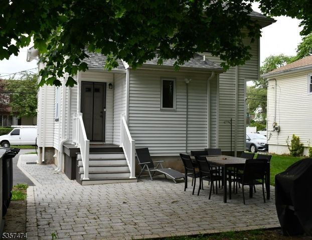 118 Golf Ave E, South Plainfield Boro, NJ 07080