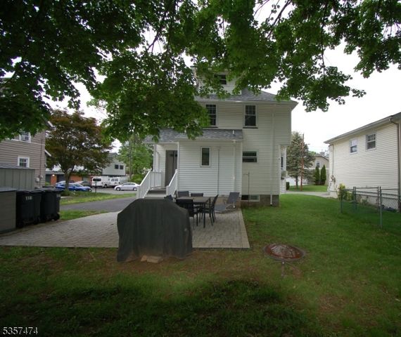 118 Golf Ave E, South Plainfield Boro, NJ 07080