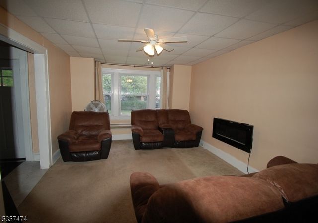 118 Golf Ave E, South Plainfield Boro, NJ 07080