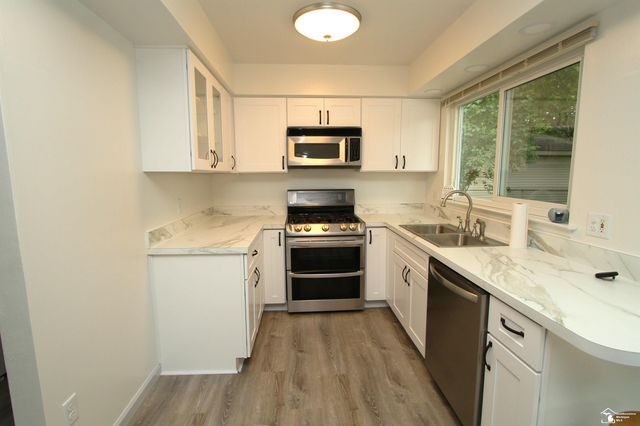 626 John Rolfe Drive, Monroe, MI 48162