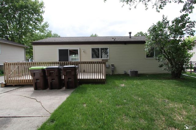 626 John Rolfe Drive, Monroe, MI 48162