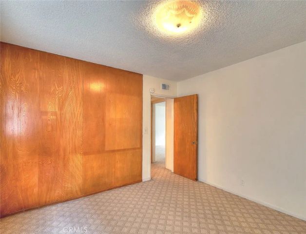211 E California B7, Glendale, CA 91206