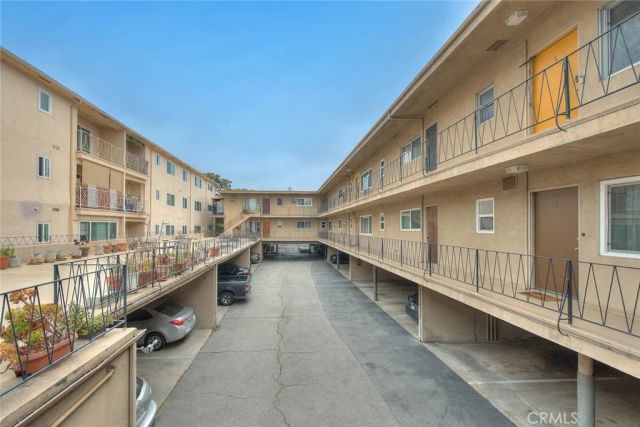 211 E California B7, Glendale, CA 91206