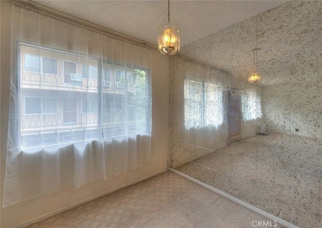 211 E California B7, Glendale, CA 91206