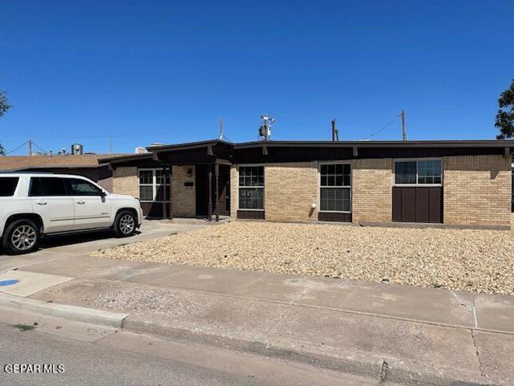 7141 Peach Tree Lane, El Paso, TX 79915