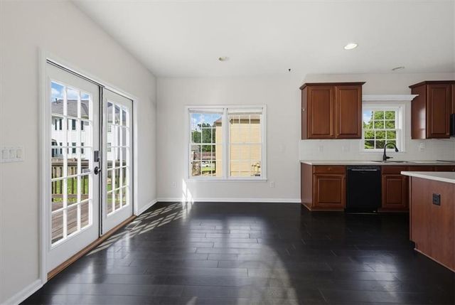 1841 River Crest Way, Lawrenceville, GA 30045