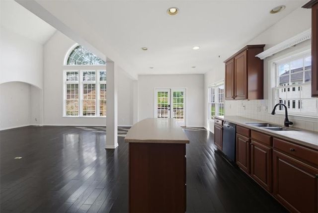 1841 River Crest Way, Lawrenceville, GA 30045