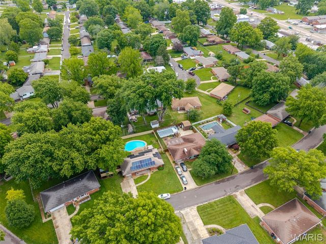 22 Buckingham Road, Belleville, IL 62226
