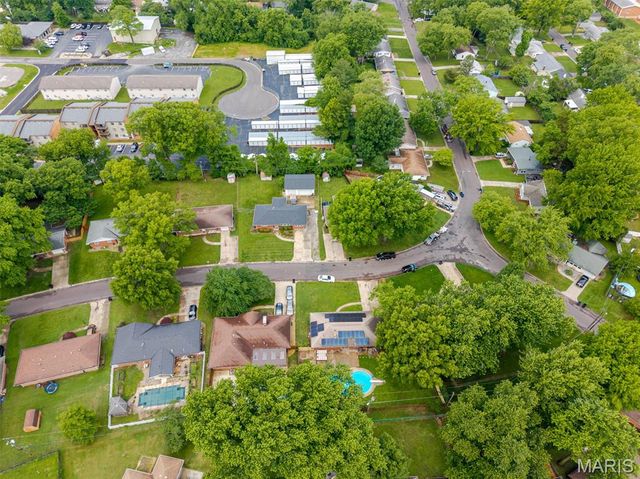22 Buckingham Road, Belleville, IL 62226