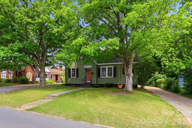704 N Washington Street, Shelby, NC 28150
