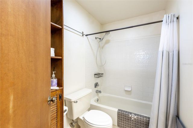 5208 SW 86TH TERRACE, Gainesville, FL 32608