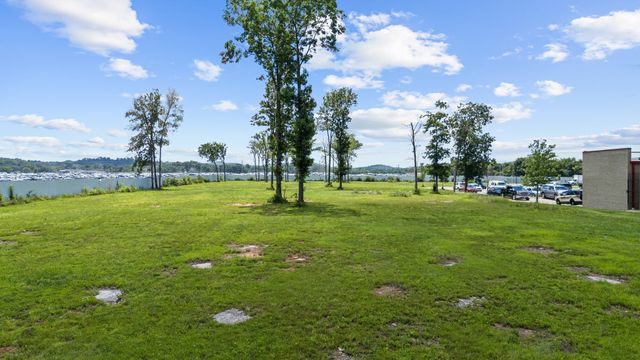 208 Maddox Simpson Pkwy, Lebanon, TN 37090