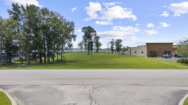 208 Maddox Simpson Pkwy, Lebanon, TN 37090