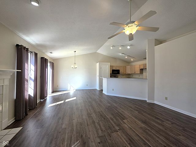 7009 Thousand Oaks Lane, Indianapolis, IN 46214