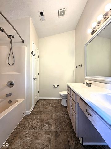 7009 Thousand Oaks Lane, Indianapolis, IN 46214