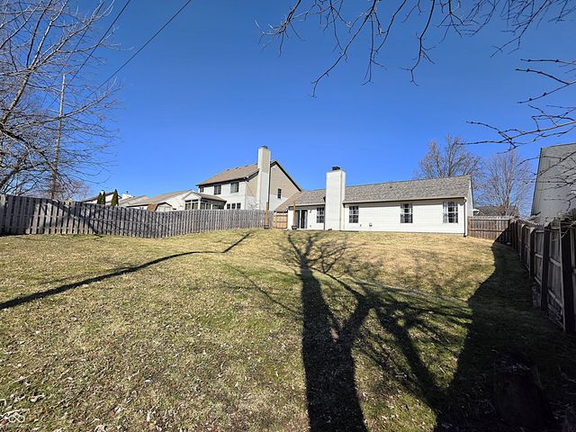 7009 Thousand Oaks Lane, Indianapolis, IN 46214