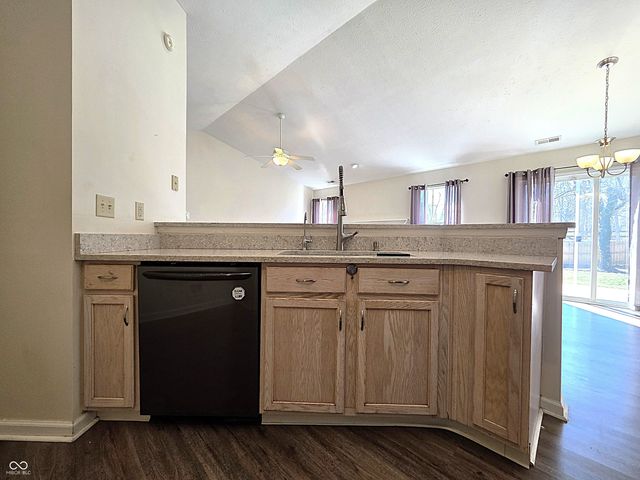 7009 Thousand Oaks Lane, Indianapolis, IN 46214