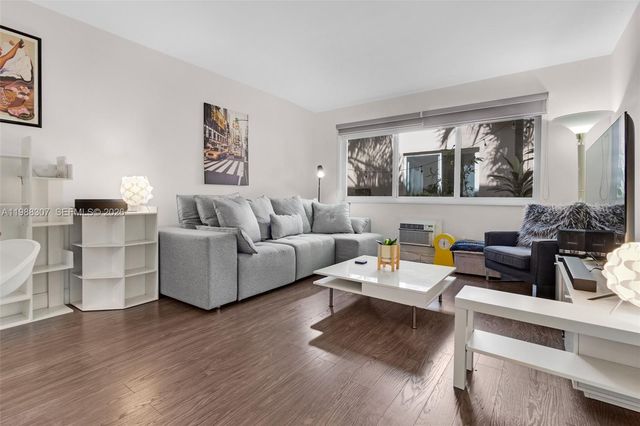 1117 Meridian Ave 5-1117, Miami Beach, FL 33139