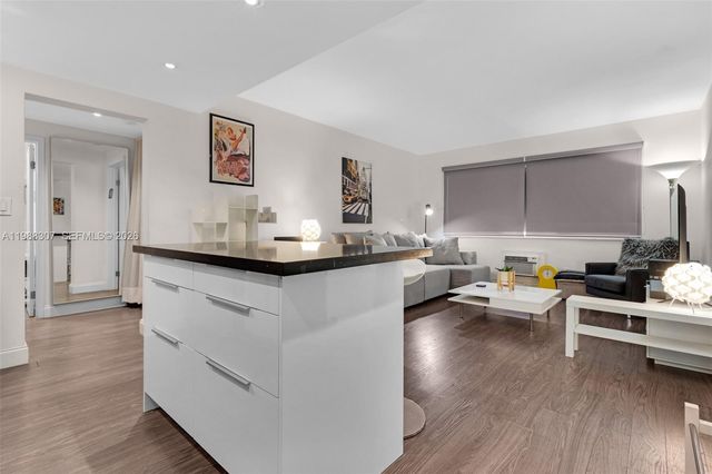 1117 Meridian Ave 5-1117, Miami Beach, FL 33139