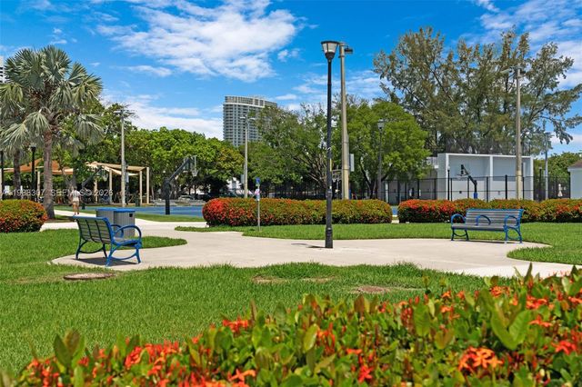 1117 Meridian Ave 5-1117, Miami Beach, FL 33139