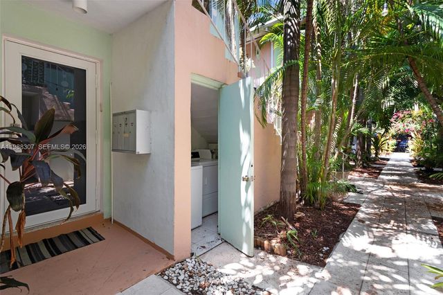 1117 Meridian Ave 5-1117, Miami Beach, FL 33139