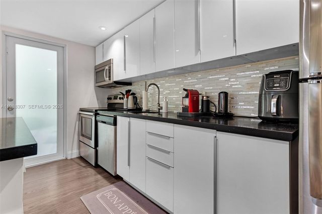 1117 Meridian Ave 5-1117, Miami Beach, FL 33139