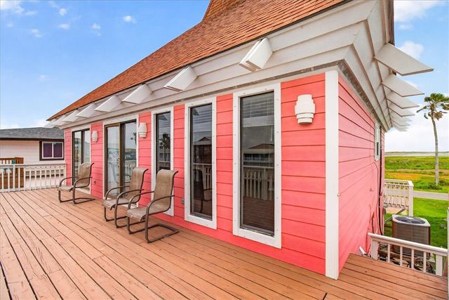 136 Port Saint Claire, Aransas Pass, TX 78336
