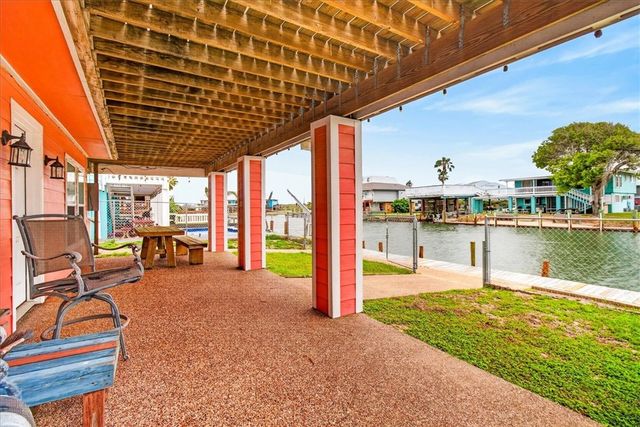 136 Port Saint Claire, Aransas Pass, TX 78336