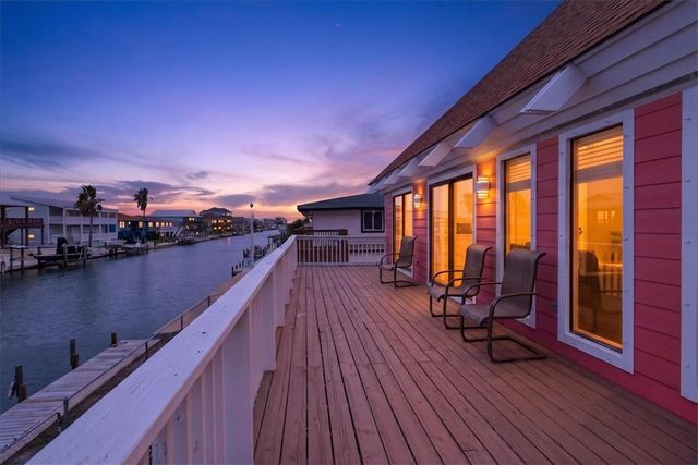 136 Port Saint Claire, Aransas Pass, TX 78336