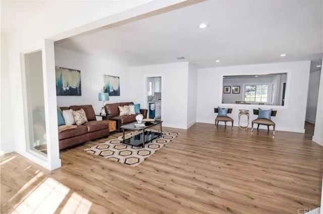 905 N Bender, Covina, CA 91724