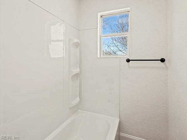 152 Lee ST, Suffolk, VA 23434