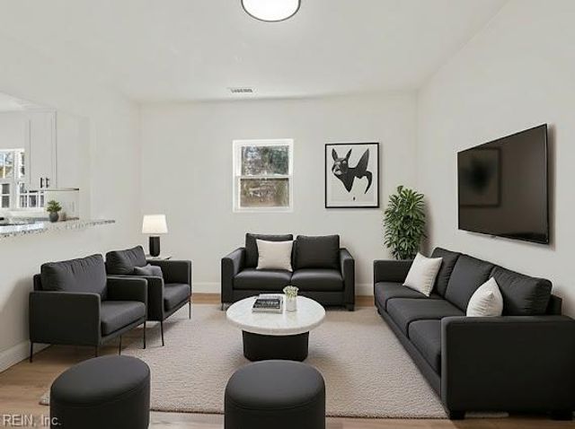 152 Lee ST, Suffolk, VA 23434