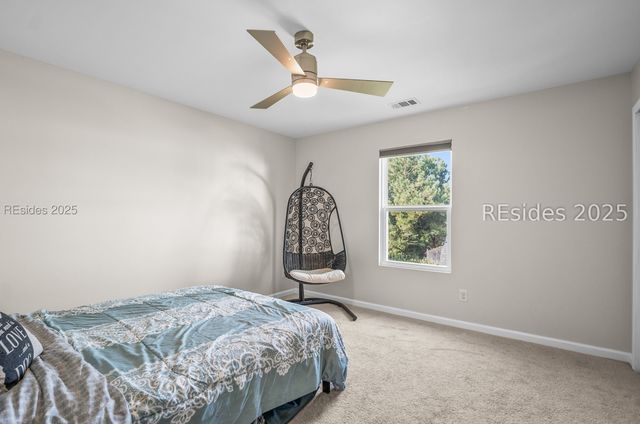 2 Keowee Ln, Beaufort, SC 29906