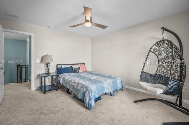 2 Keowee Ln, Beaufort, SC 29906