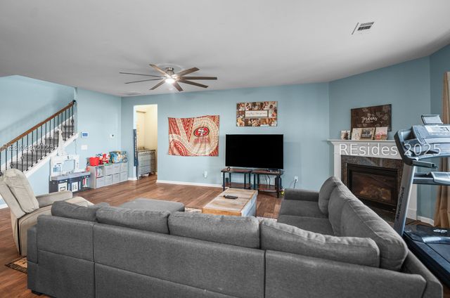 2 Keowee Ln, Beaufort, SC 29906