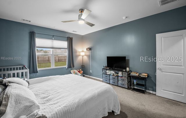 2 Keowee Ln, Beaufort, SC 29906