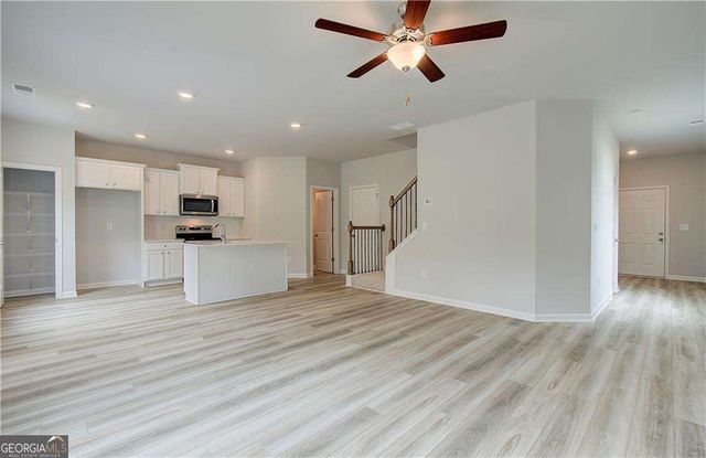 65 Homesite Fayme Court, Newnan, GA 30263