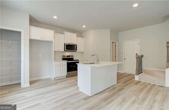 65 Homesite Fayme Court, Newnan, GA 30263