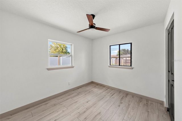 7331 36TH AVENUE N, St Petersburg, FL 33710